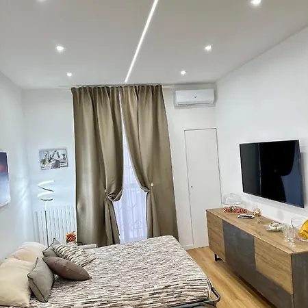 Housesea 21 Apartment